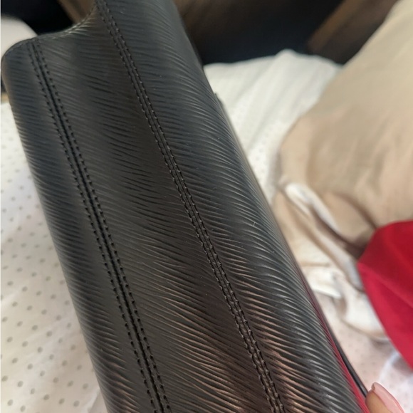 Louis Vuitton Twist MM - Picture 10 of 10